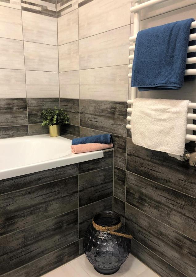 Glamour Apartman Tapolca Luaran gambar